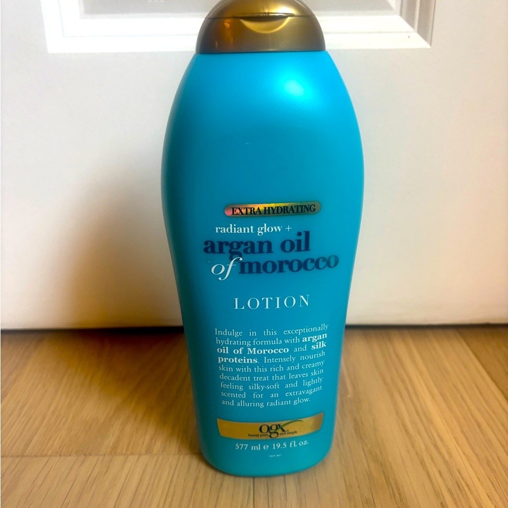 OGX Radiant Glow‎ + Argan Oil of Morocco Extra Hydrating Body Lotion 19.5 Oz